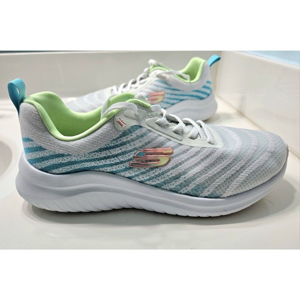 Skechers Summits Morning Glow Womens Size 7.5  White Green Sneakers